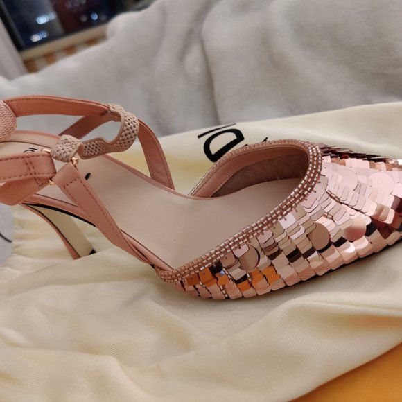 Brand New Fendi Colibrì Lite, size 38.5, Pink Sequin - Picture 9 of 10